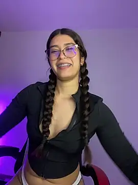 Chat +18 de Bunny22_ ao vivo