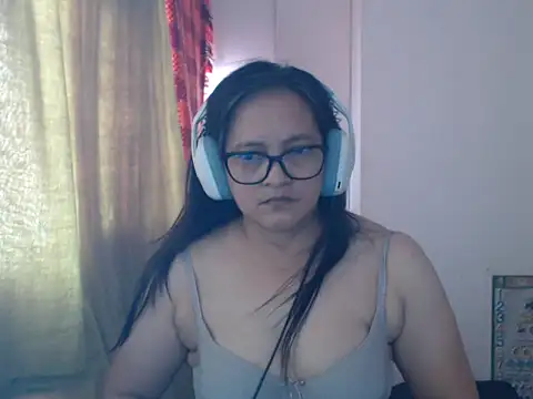 Kinkybela2025's Live XXX Chat
