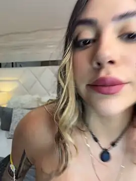 Chat XXX ao vivo de Miacoleman_