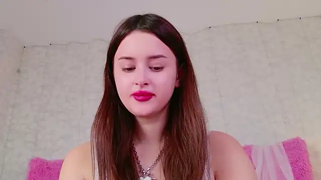 EveKiki's Live XXX Chat