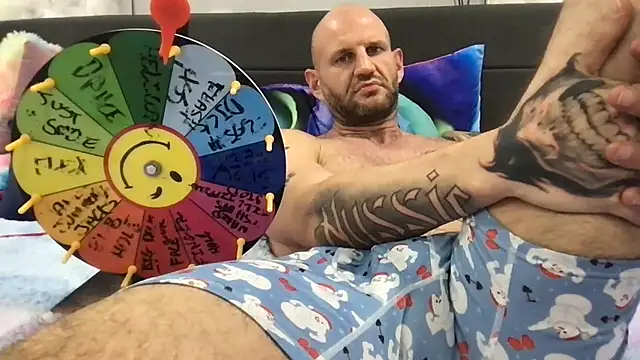 Chat +18 de brianomally ao vivo
