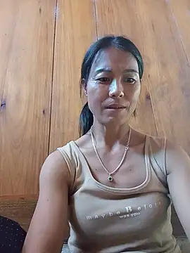 Chat +18 de Lily-ly ao vivo