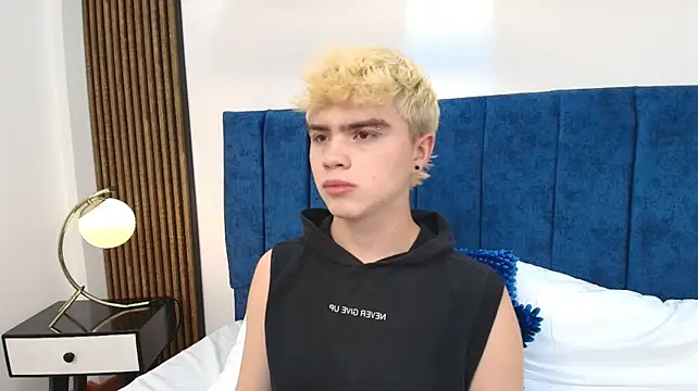 Ian_Stone live XXX chat