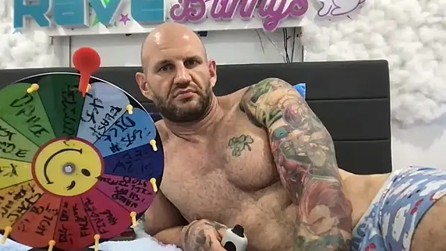 brianomally's Live XXX Chat