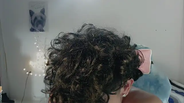 XXX chat uživo modela FUNNY_DICK_