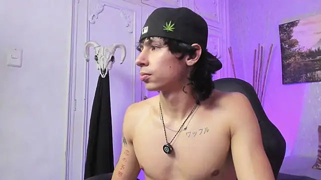 Tyler_durten Chat XXX in diretta