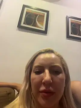 Juuhschmitt Live XXX-Chat