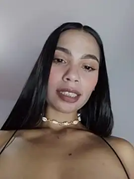 iamemmablakeのライブXXXチャット
