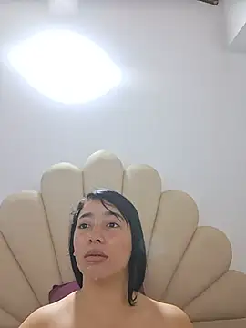 naomi_020's Live XXX Chat