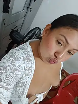 Hot_bella12n Live XXX chat