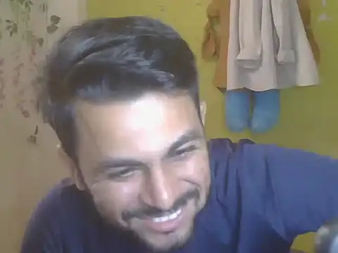 Stubborndesiboy 라이브 XXX 채팅