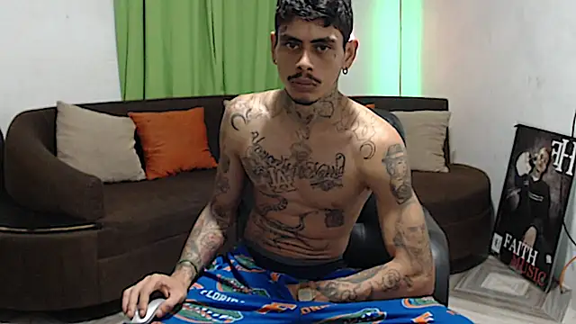 Chat +18 de alpha_zom ao vivo