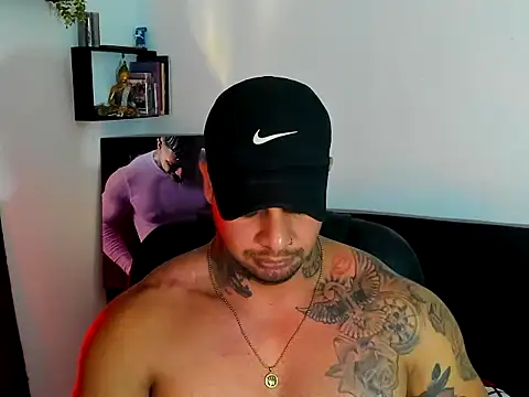 Онлайн чат XXX MarckMathews