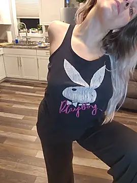 ScarletsWeb Chat XXX live