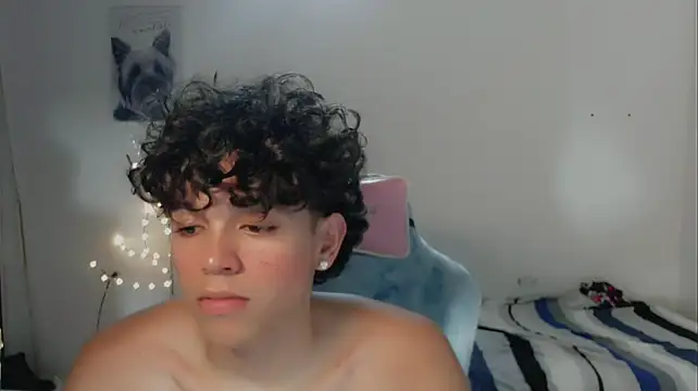 FUNNY_DICK_ Adlı Modelin Canlı XXX Sohbeti