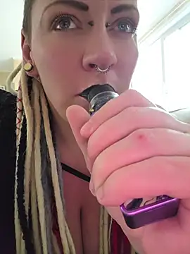 Chat XXX en directo de PinkTheHawk