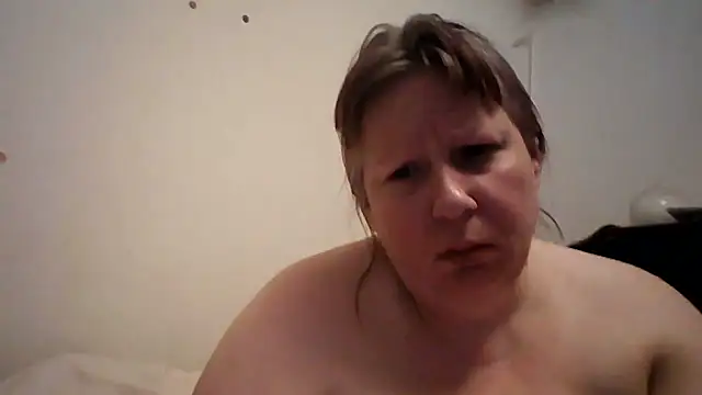 starlight1983's Live XXX Chat