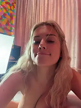 NinaVerse's Live XXX Chat