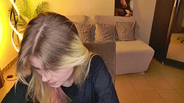 LisaRainbow – Naživo XXX chat