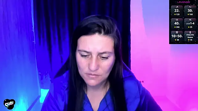 Saskyaa live XXX chat