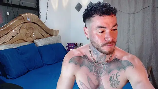 InkednBaked Live XXX Chat