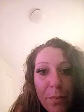 Chat XXX en directo de calentitaruby94