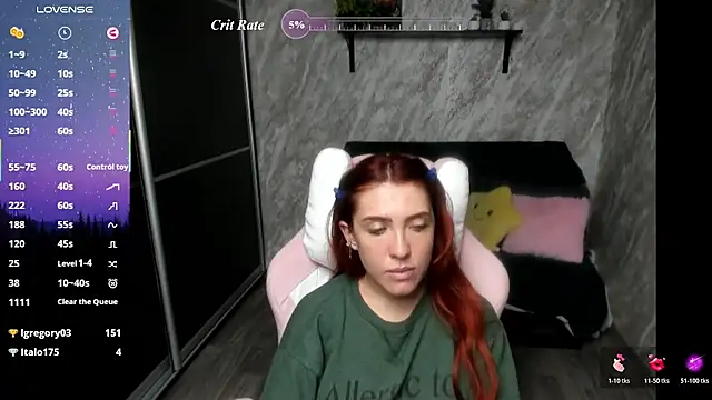 Reginasmilee live XXX chat