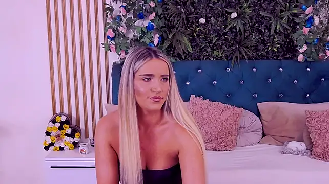 CherryMuse_ XXX чат на живо