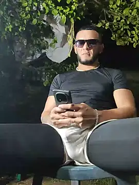PIGHIGHDIRTY_p0 Adlı Modelin Canlı XXX Sohbeti