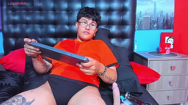 Chat XXX en directo de Bill33_