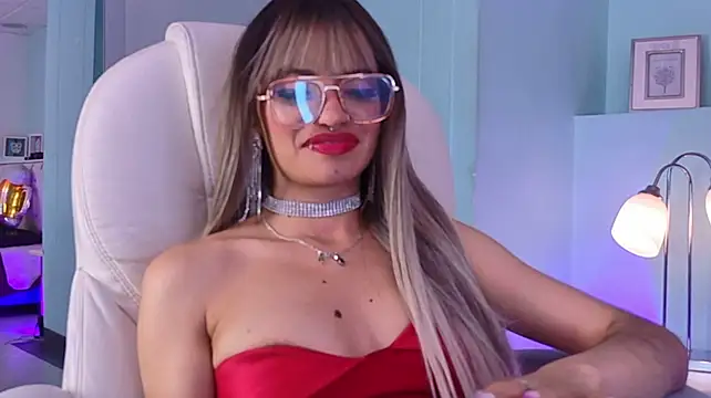 Emerald_gh's Live XXX Chat