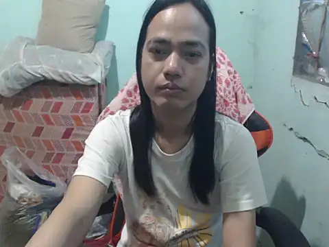 itsmacky4u Adlı Modelin Canlı XXX Sohbeti