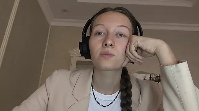 BernardineScheide – Naživo XXX chat