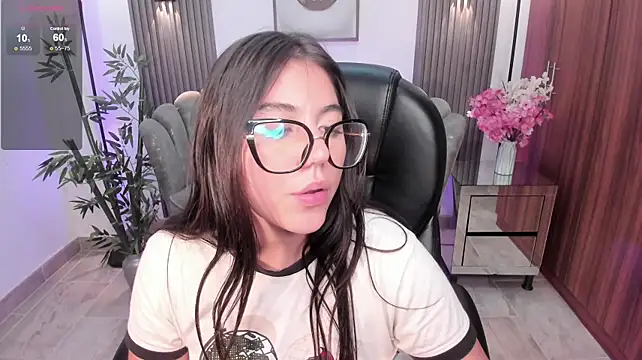 Chat +18 de Rubi_Monroe ao vivo