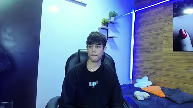 Chat XXX Live ivan_cooper