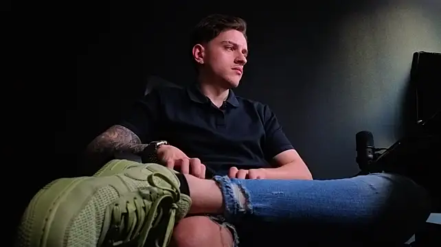 دردشة FelixStarkk الجنسية المباشرة
