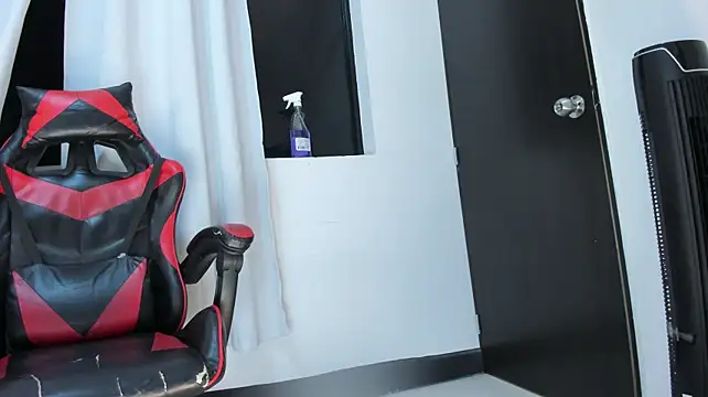 Chat XXX Live MaxLeons
