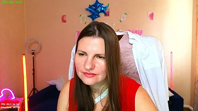 Mirabelle_Velvet Adlı Modelin Canlı XXX Sohbeti