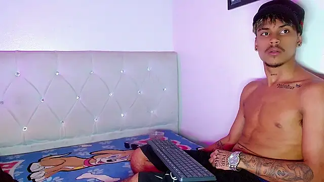 Angel_foxc13's Live XXX Chat
