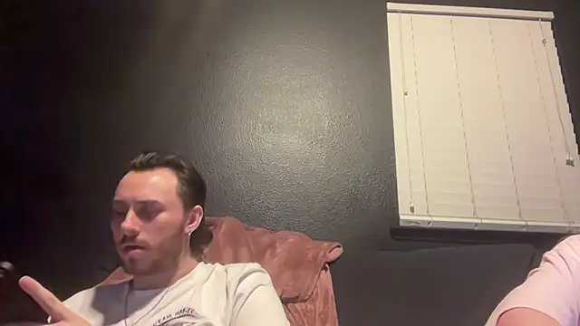 hungandcloudy live XXX chat