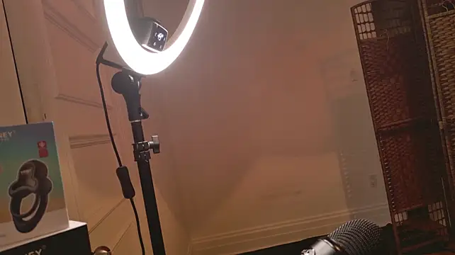 XXX chat uživo modela JackDesFeux