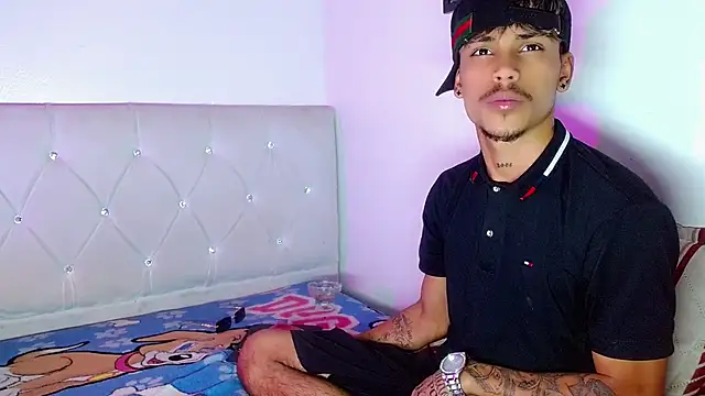 Angel_foxc13 XXX чат на живо