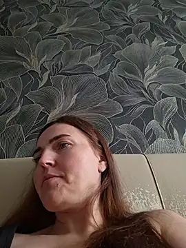MilaMature's Live Chat Room