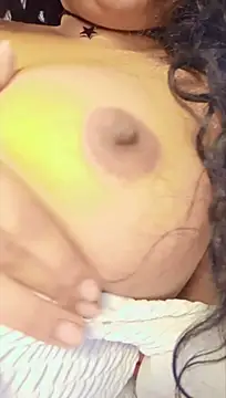 Chat +18 de CeylonDoll ao vivo