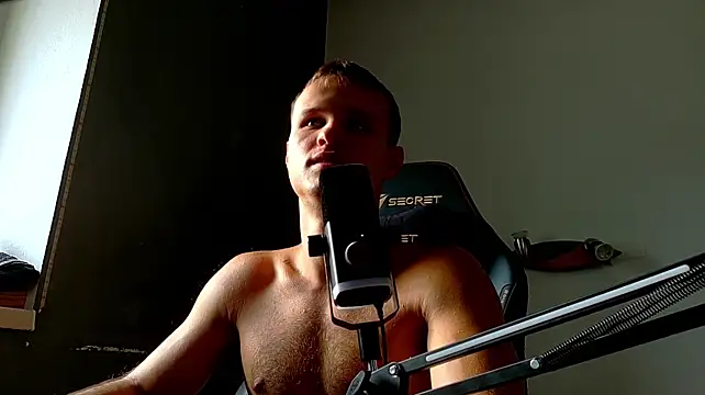 Živý XXX chat dennisdillon