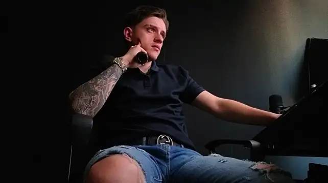 Chat XXX Live FelixStarkk