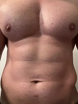 Bumbastic6Pack Adlı Modelin Canlı XXX Sohbeti