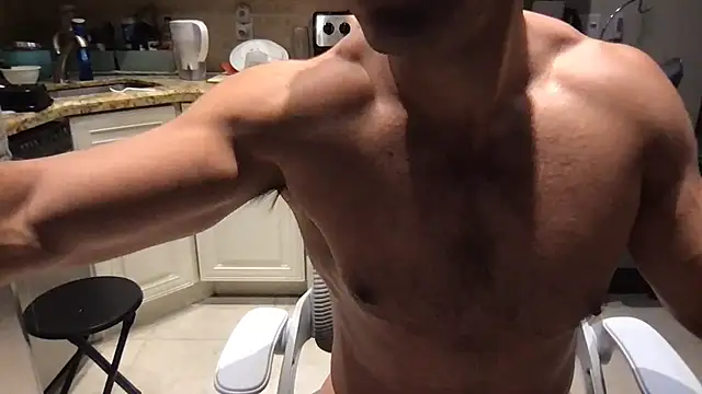 Chat XXX ao vivo de BigGuyMuscle