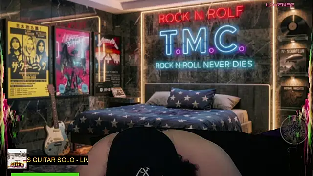 chino_roz Chat XXX in diretta