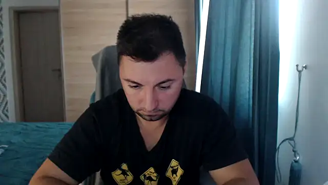 HankMalone Chat XXX live